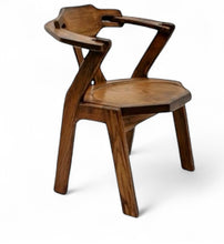 Afbeelding in Gallery-weergave laden, Set van 6 brutalistische eikenhouten armstoelen, 1970s stijliconen