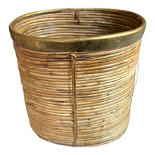 Afbeelding in Gallery-weergave laden, Vintage Italiaanse mand of plantenbak van bamboe en messing, Italië 1970s