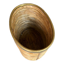 Afbeelding in Gallery-weergave laden, Vintage Italiaanse mand of plantenbak van bamboe en messing, Italië 1970s