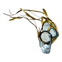 Load image into Gallery viewer, XXL Marc D’Haenens – Wandsculptuur in gepolijst messing & agaat, België 1980s