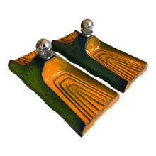 Load image into Gallery viewer, Vintage Set Keramische Wandlampen Licht Oranje & Groen Hustadt Leuchten, Duitsland 1960
