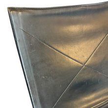 Load image into Gallery viewer, Poul Kjærholm PK22 Fauteuil voor Fritz Hansen, Denemarken 1991