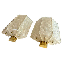 Load image into Gallery viewer, Set glas en messing wandlampen van Kalmar, Oostenrijk 1970s