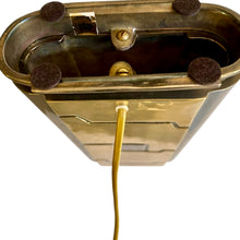 Afbeelding in Gallery-weergave laden, Vintage set Bronzen Regina Tafellampen, Italië 1970s