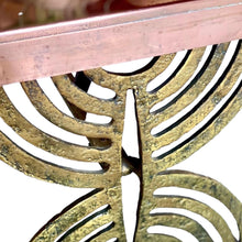 Afbeelding in Gallery-weergave laden, Vintage Salontafel met Koper Geëtst Bovenblad en Gesmeed Verguld Frame, 1970s