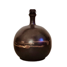 Afbeelding in Gallery-weergave laden, Vintage keramieken lamp met exclusieve Gambiaanse lampenkap, Frankrijk, 1970s