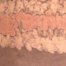 Afbeelding in Gallery-weergave laden, Vintage Keramieken Tafellamp met zijde kap, Duitsland 1980’s