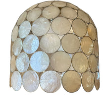 Afbeelding in Gallery-weergave laden, Vintage Capiz schelpen hanglamp, 1970s