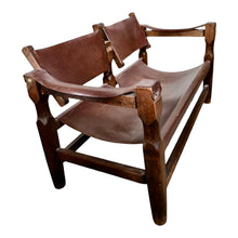 Load image into Gallery viewer, Bruine leren 'safari' tweezitter, Deens design, 1960s