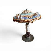 Afbeelding in Gallery-weergave laden, Vintage keramische tafellamp met metalen voet, Europa 1970s
