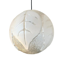 Afbeelding in Gallery-weergave laden, Hanglamp globe van Peill &amp; Putzler, Duitsland 1970s
