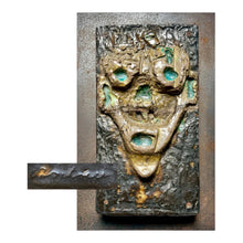 Load image into Gallery viewer, Vintage keramieken en metalen brutalist plaquette/ wandsculptuur, 1970s
