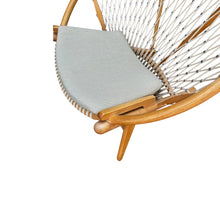 Afbeelding in Gallery-weergave laden, Circle Chair – Hans J. Wegner voor PP Møbler, Denemarken ca. 1980
