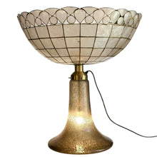 Afbeelding in Gallery-weergave laden, Peill &amp; Putzler Tafellamp met Vintage Schelpen kap, Duitsland 1970s
