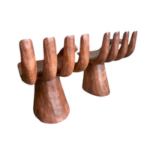 Afbeelding in Gallery-weergave laden, Vintage set van 6 Handgesneden Suar Houten Handstoelen
