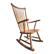 Afbeelding in Gallery-weergave laden, Eikenhouten Vintage Schommelstoel De Ster Gelderland, Nederland 1960
