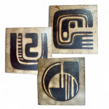 Load image into Gallery viewer, Set van 3 Grote Keramische Wandpanelen – Duitsland 1970s
